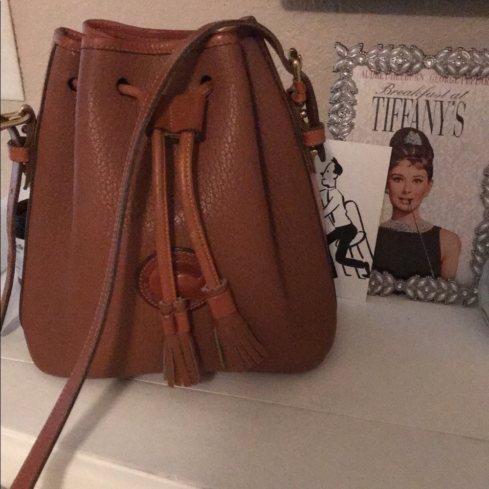 Dooney & bourke bucket bag